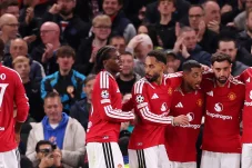 Prediksi Liga Inggris MU vs Spurs: Laga Wajib Menang Carrick dan De Zerbi