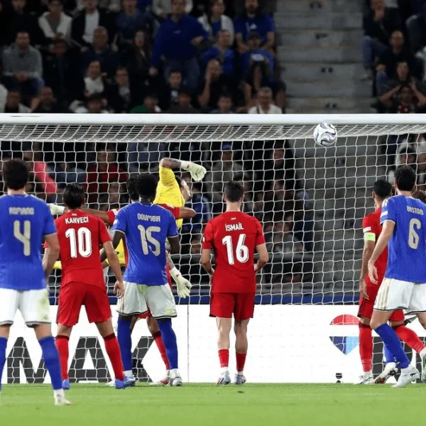 Laga Italia vs Turki, dengan kemenangan Italia 3-1. (x/@betbugsnews)