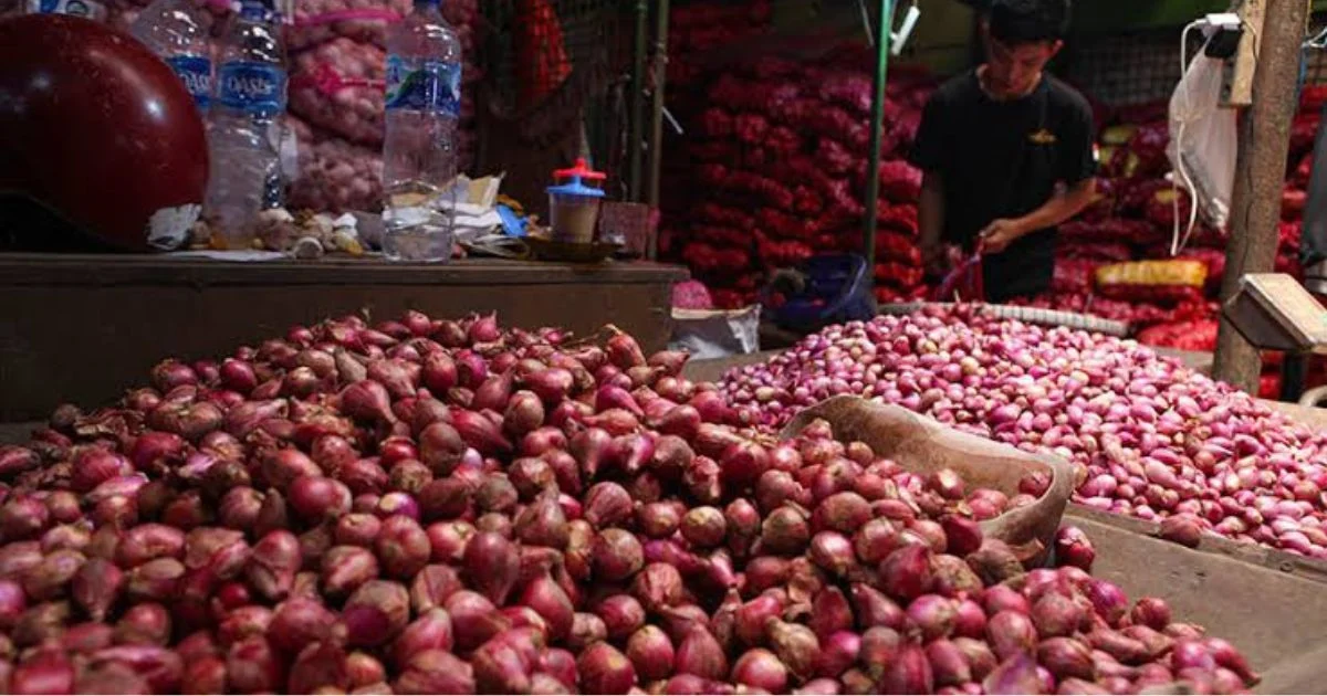 Cek Harga Pangan Pokok di Pasar Berau Hari Ini, Bawang Merah Turun Rp3.000 Per Kilo