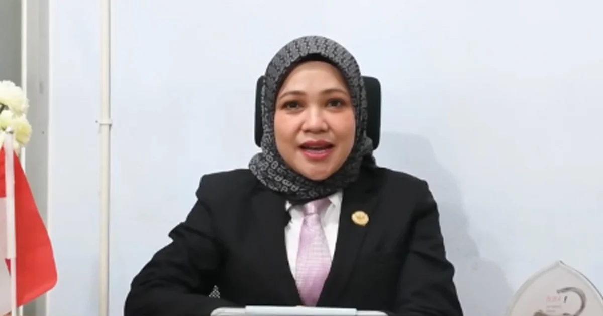 Komisioner Komisi Informasi Kaltim, Juraidah (Instagram/@komisiinformasiprovinsikaltim)
