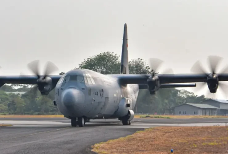 Pesawat Hercules TNI AU Dikerahkan, Upaya Masif Padamkan Api Karhutla Kalimantan