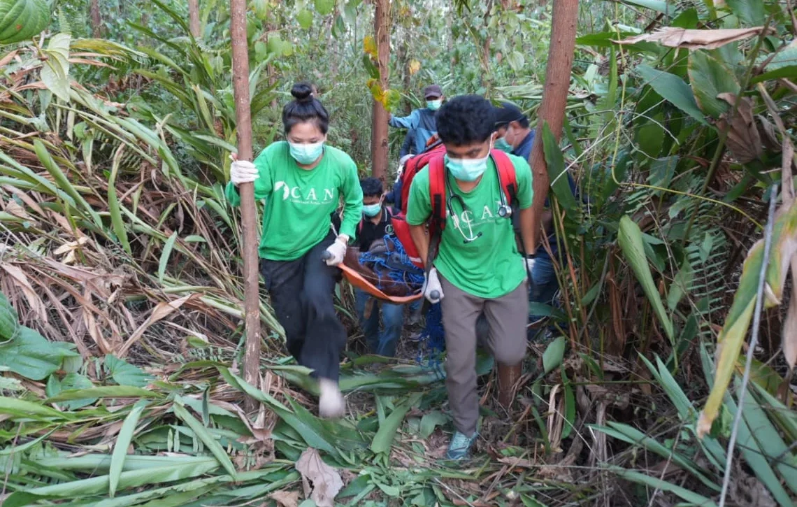 Proses evakuasi orangutan yang dilakukan CAN Borneo dan BKSDA Kaltim.