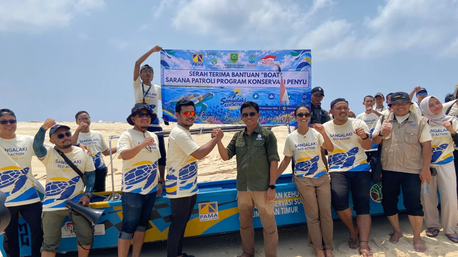 PT Pamapersada Nusantara melalui program Sangalaki Eco Action melakukan kegiatan konservasi di Pulau Sangalaki, beberapa hari lalu.