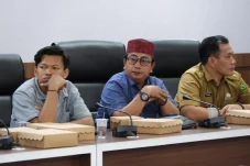Kampung Disuruh Mandiri saat Kebijakan Efisiensi, Kakam Bukit Makmur: Tidak Bijak dan Kurang Realistis