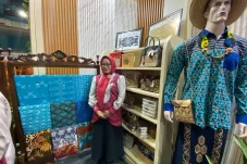 Angkat Pesona Budaya Daerah, Dekranasda Tampilkan Batik Derawan Maratua di Berau Expo 2026