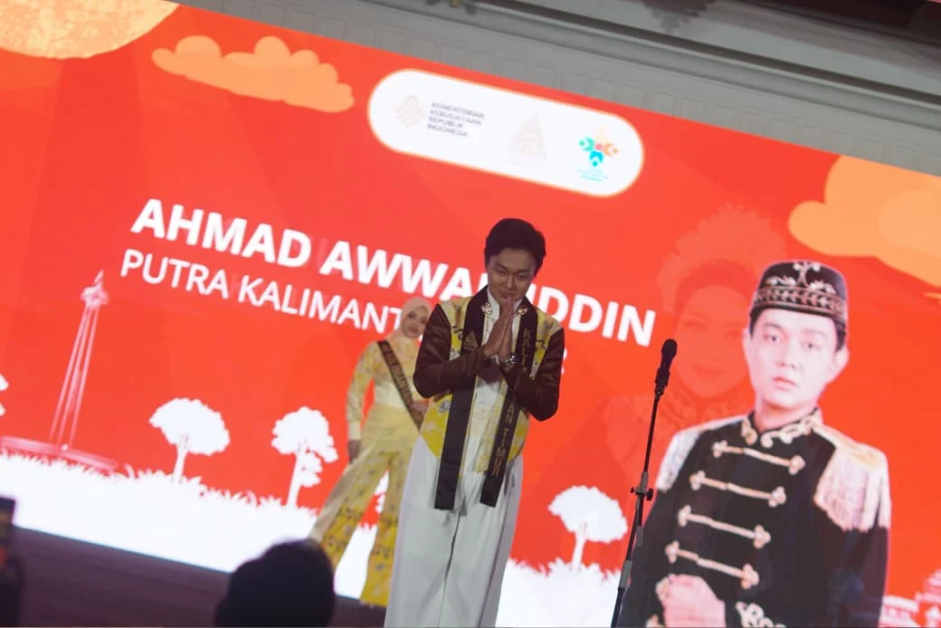 Ahmad Awwaludin meraih penghargaan Putra Budaya Best Advokasi 2026.