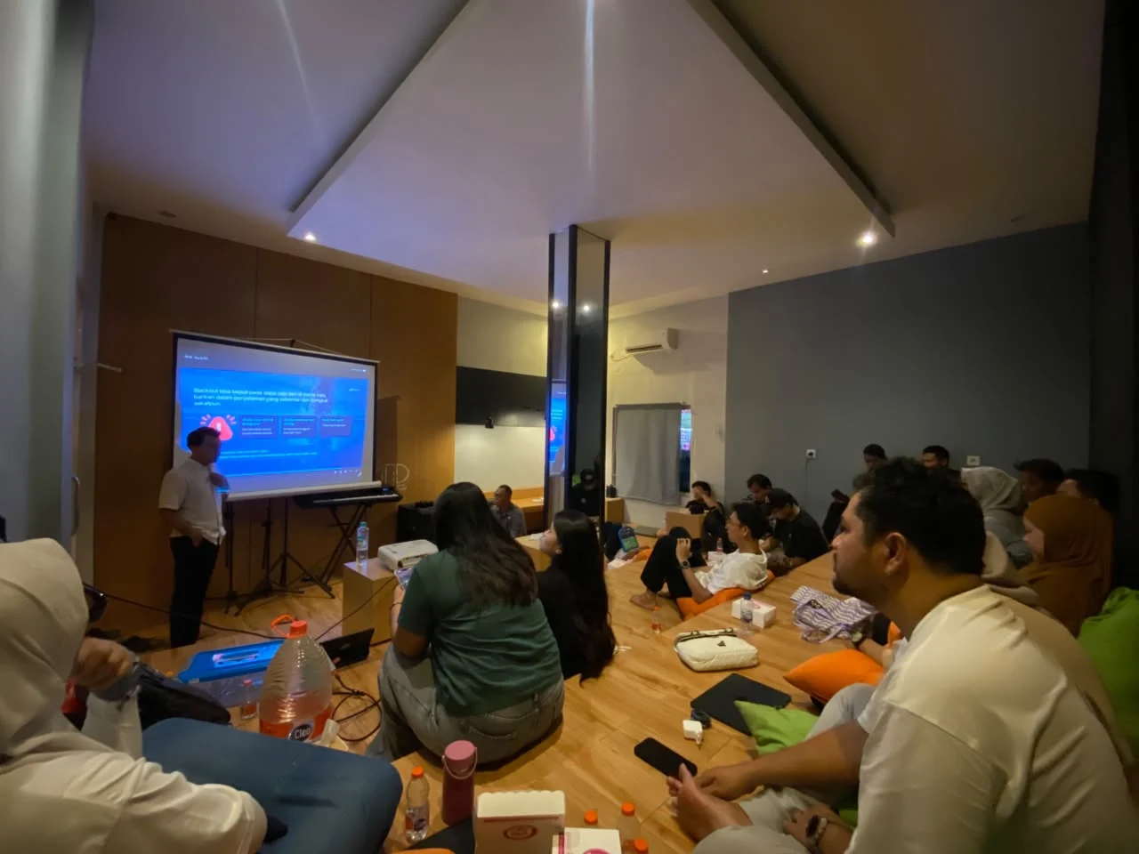 Seminar Breath of Berau yang digelar Komunitas Berau Divers di Pour Cafe, Tanjung Redeb, Kamis (22/10/2026). (IST)