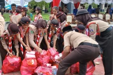 Tanamkan Peduli Kebersihan, Kwarcab Gerakan Pramuka Berau Ajak Gotong Royong Rutin Dua Pekan Sekali
