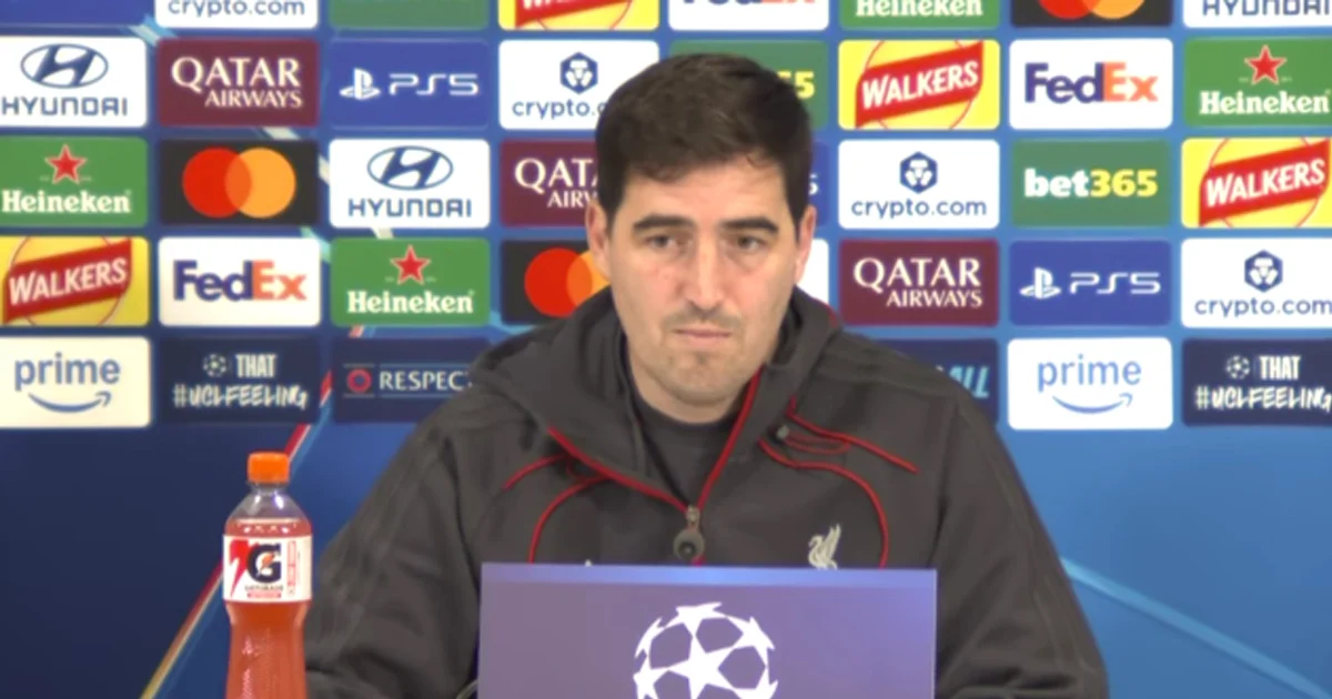 Pelatih Liverpool Andoni Iraola (X/@LFC)