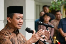 Menteri Bahlil Soroti Pengetap BBM, Minta Kapolri Segera Tindak