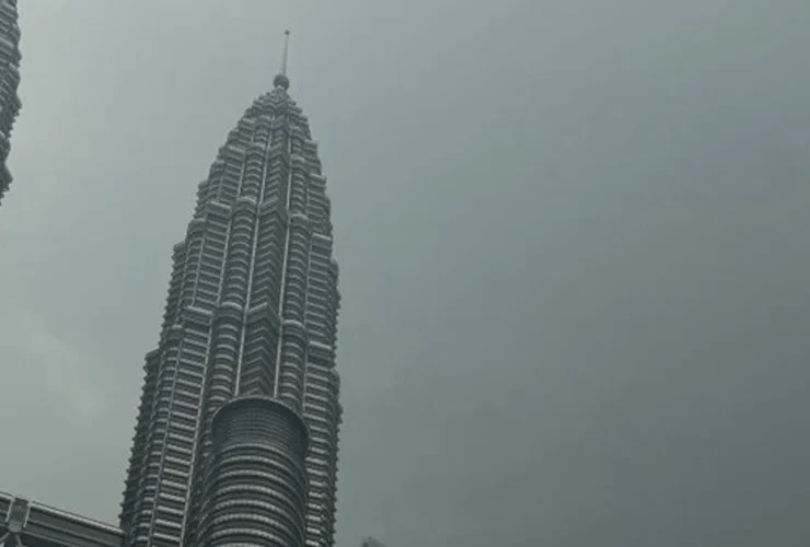 Warga Malaysia dan Singapura Kecam Prabowo, Dinilai Gagal Atasi Karhutla