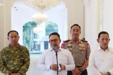 Menko Polkam: Penanganan Karhutla Lebih Masif, Korporasi Bakal Ditindak