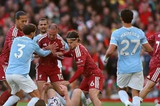 Hasil Liga Inggris: Kalahkan 10 Pemain Liverpool, Man City Berjaya di Anfield