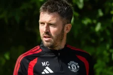 Michael Carrick Belum Dipecat, MU Masih Bikin Video Perpisahan