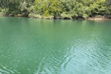 Update Air Sungai Siduung Berubah Warna, DLHK Berau Ambil Tiga Sampel di Tiga Titik