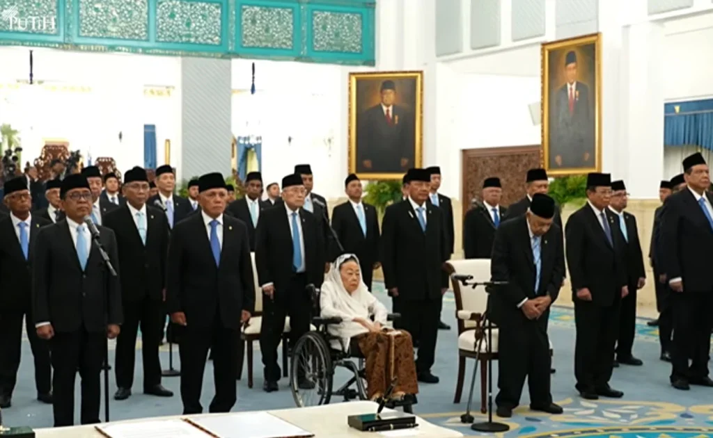 Presiden Prabowo saat melantik anggota Wantimpres (YouTube/Sekretariat Presiden)